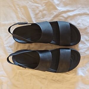 Women's Crocs Brooklyn Low Wedge black Sandal's size 10